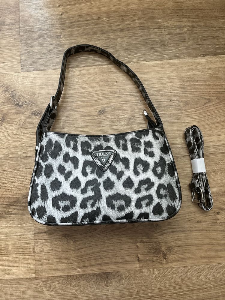 Сумка,багет Guess лео