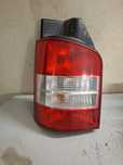 Lampa tylna lewa  Volkswagen Transporter T5 FL klapa
