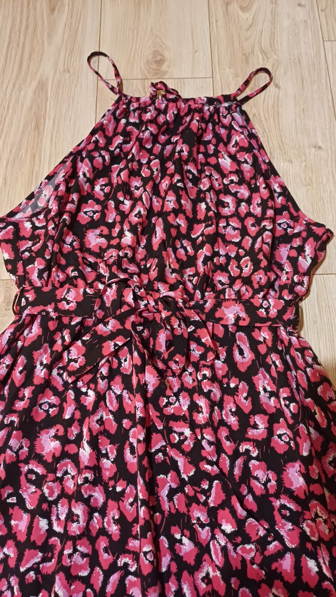 Sukienka damska maxi z paskiem na ramiączkach dół falbanka  Shein  1XL