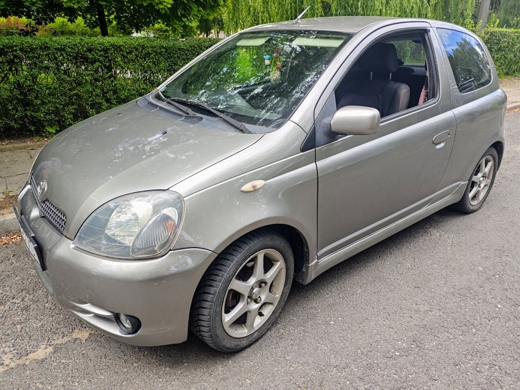 Toyota Yaris TS 2001