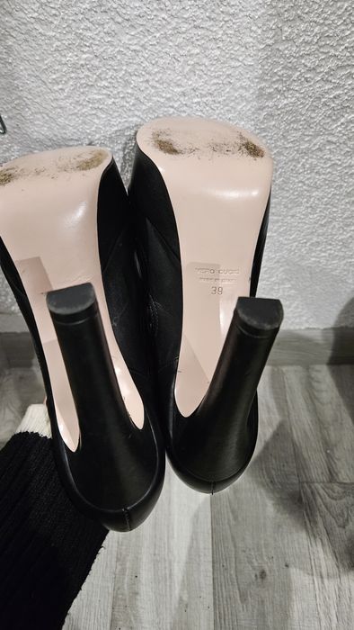 Buty na obcasie czółenka RED VALENTINO roz 39