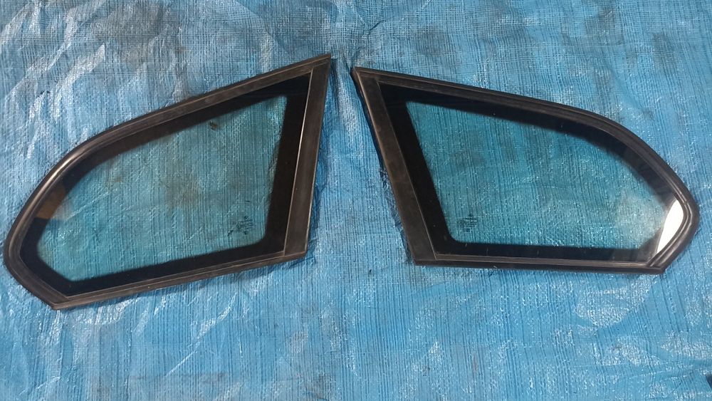 Скло багажника бокове ліве та праве BMW 3 E91 2005-2012  р.