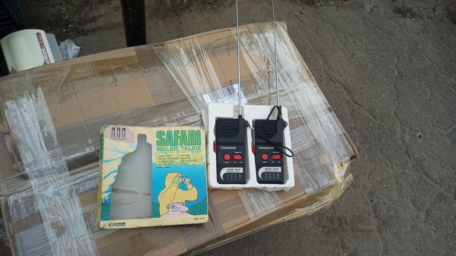 Рації Safari дві одиниці