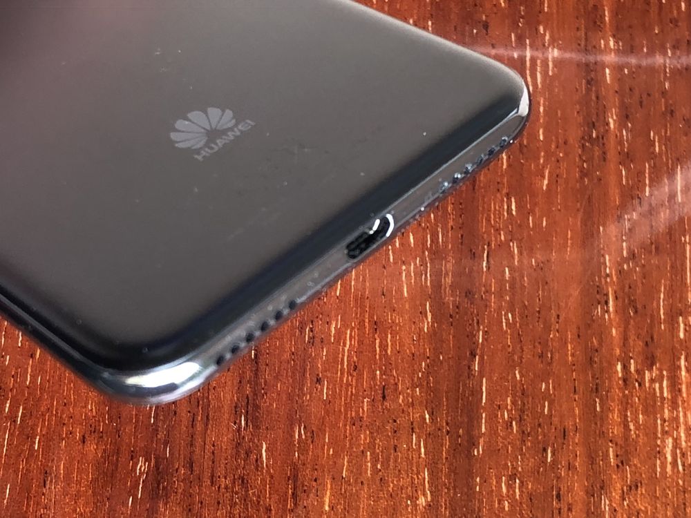 Huawei Y6 2018 ATU-L21 2 SIM 16 GB