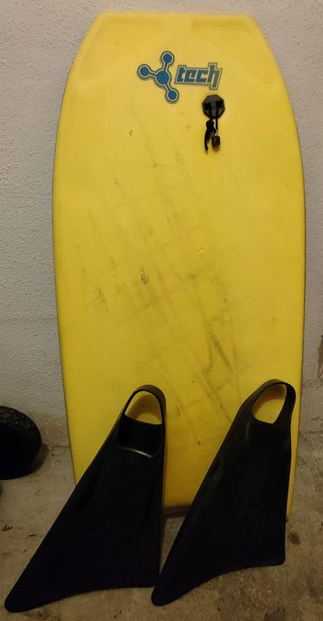 Prancha de bodyboard+pés de pato