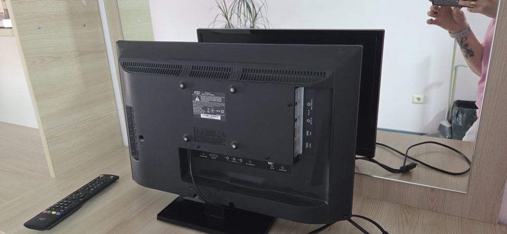 Телевизор -монитор Ergo Led TV 21