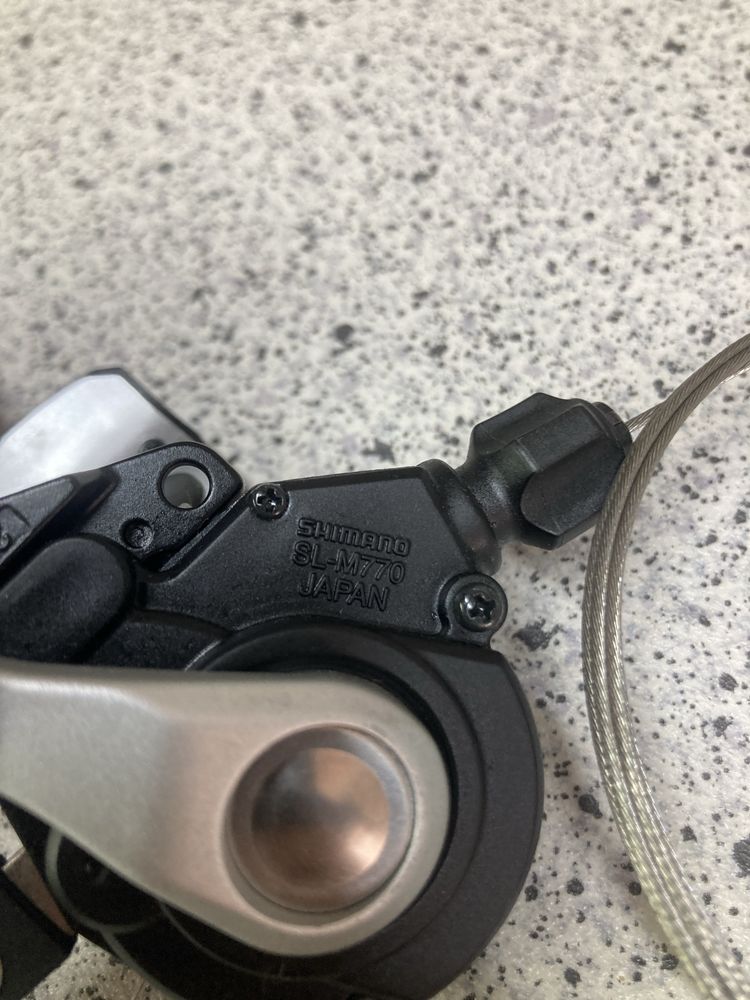 Manetka shimano Deore XT SL-M770 lewa 3rz