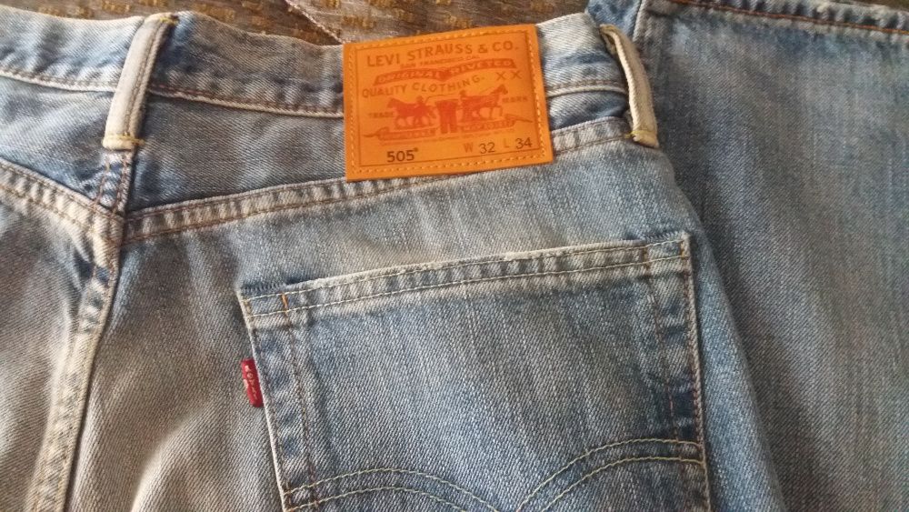 Calças Levis nº 44 Homem