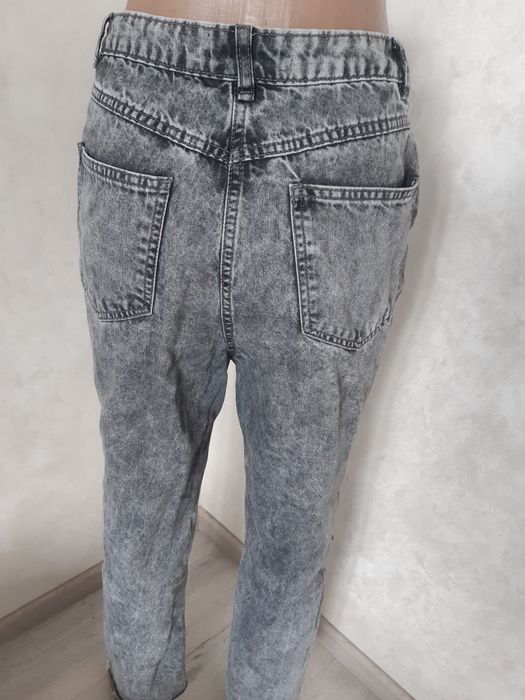 Джинси фірмові мом на підлітка або XS/S
