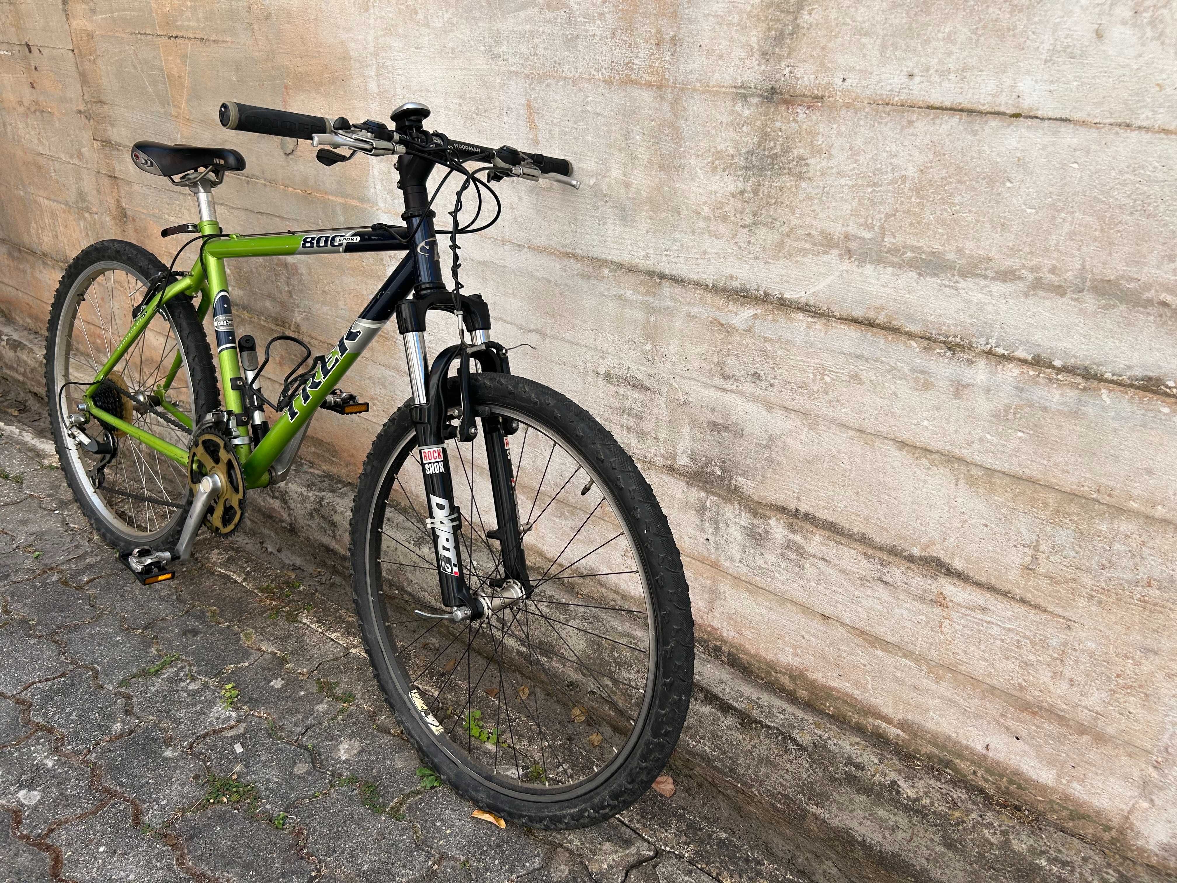 Bicicleta TREK 800 Sport