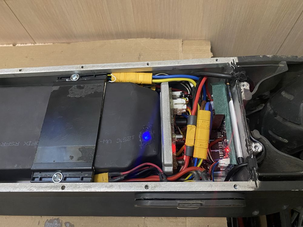 Ninebot Max G30 2WD ( повний привід)