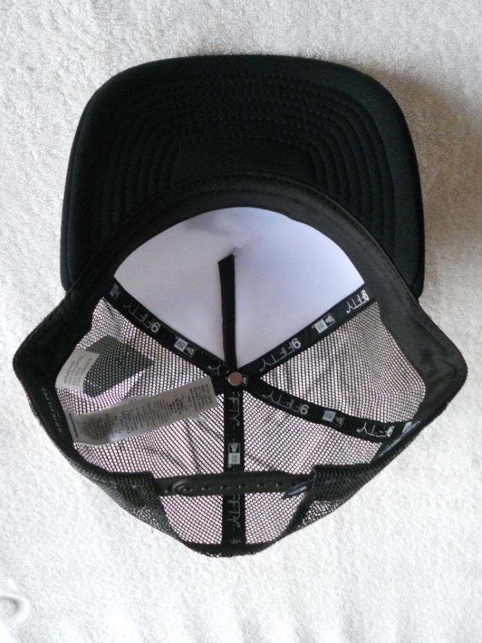 Boné Black&White New Era 9Fifty Quiksilver Surf Team