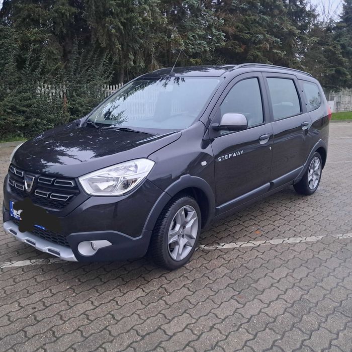 Dacia Lodgy Stepway 2022 przebieg  8tys km 1.5dci 115KM  7osobowy