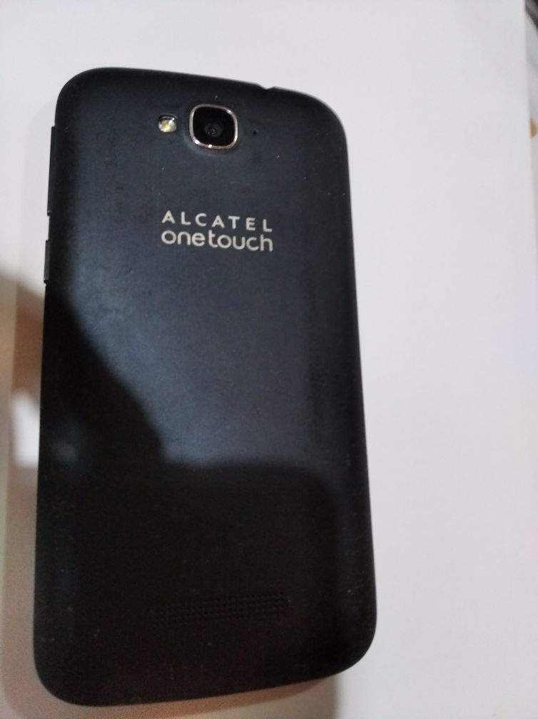 Samsung Note 2  (GT N7 105). Alcatel OneTouch (7041X)