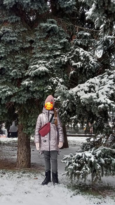 Зимова подовжена куртка на дівчинку