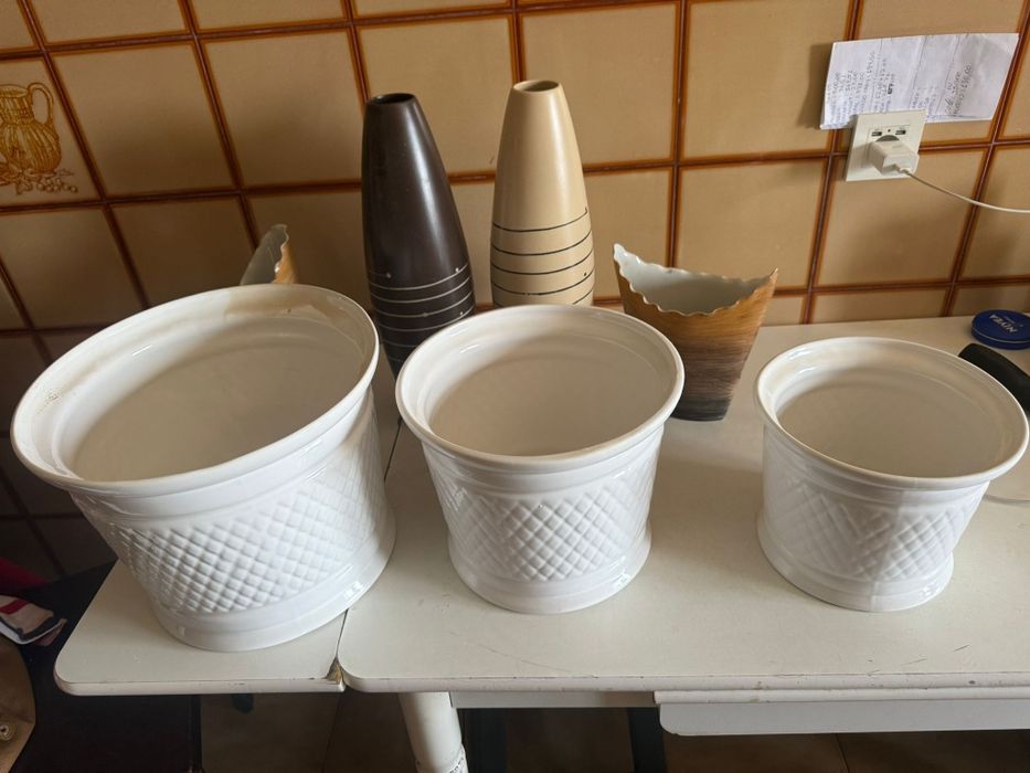 Vasos a venda tenhos mas peças iguais e diferentes