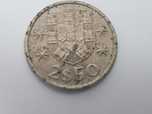 Moeda 2 escudos e 50 centavos (1984)
