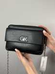 Жіноча сумка Сумка Calvin Klein Pocket Camera Bag