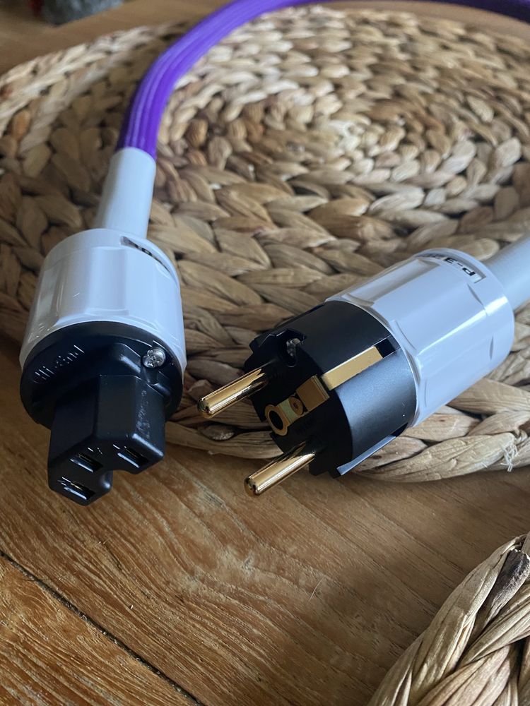 Kabel zasilający Yarbo.