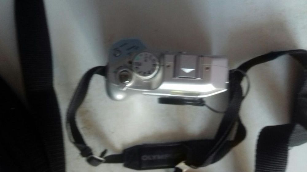 цифровая фотокамера olympus C-5000ZOOM