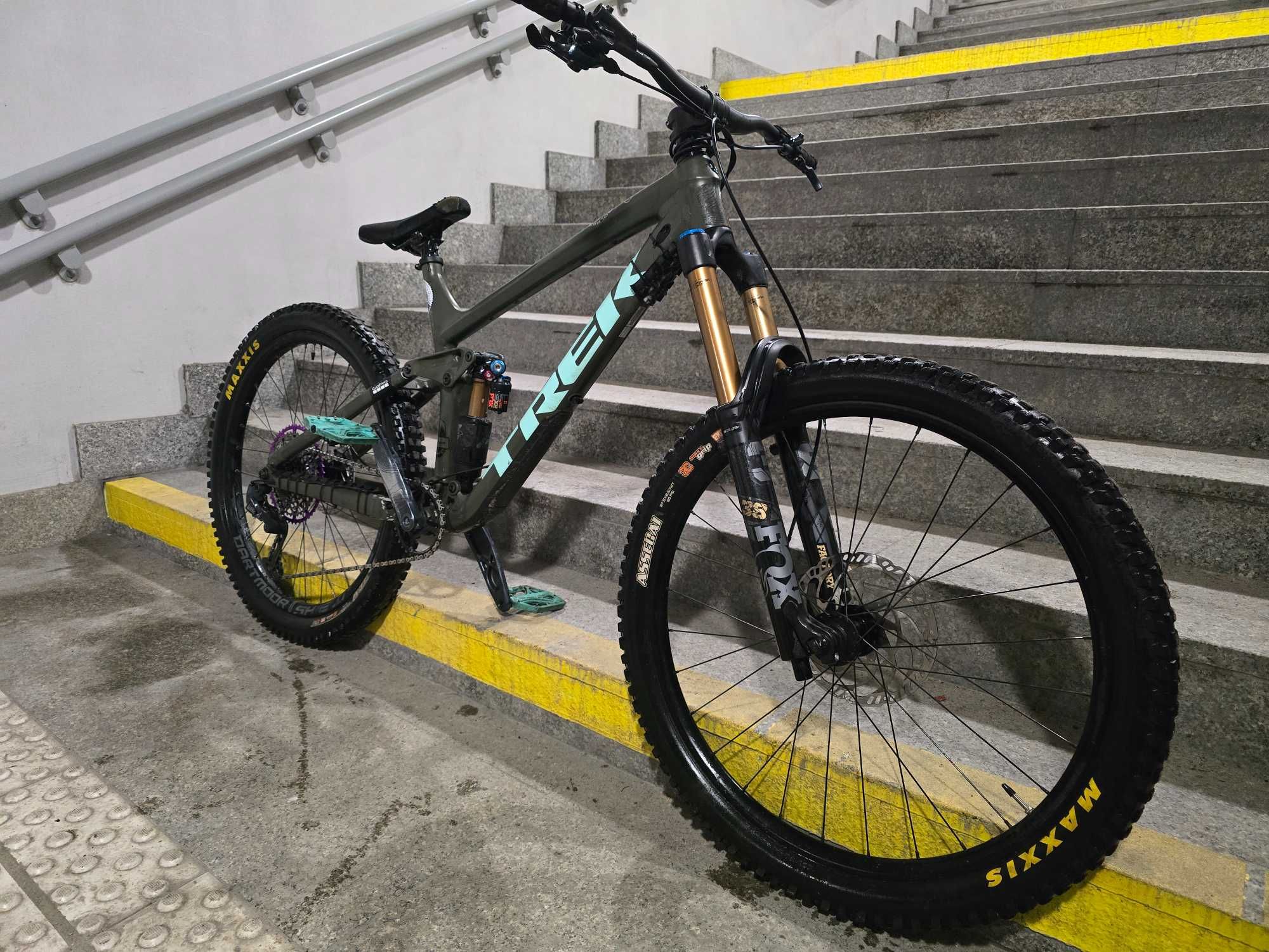 Trek remedy 8 L-ka (custom)