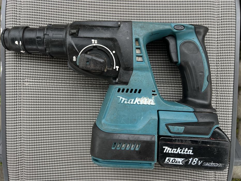 Шуруповерт, гайковерт, колонка,перфоратор, акумуляторнийписолос Makita