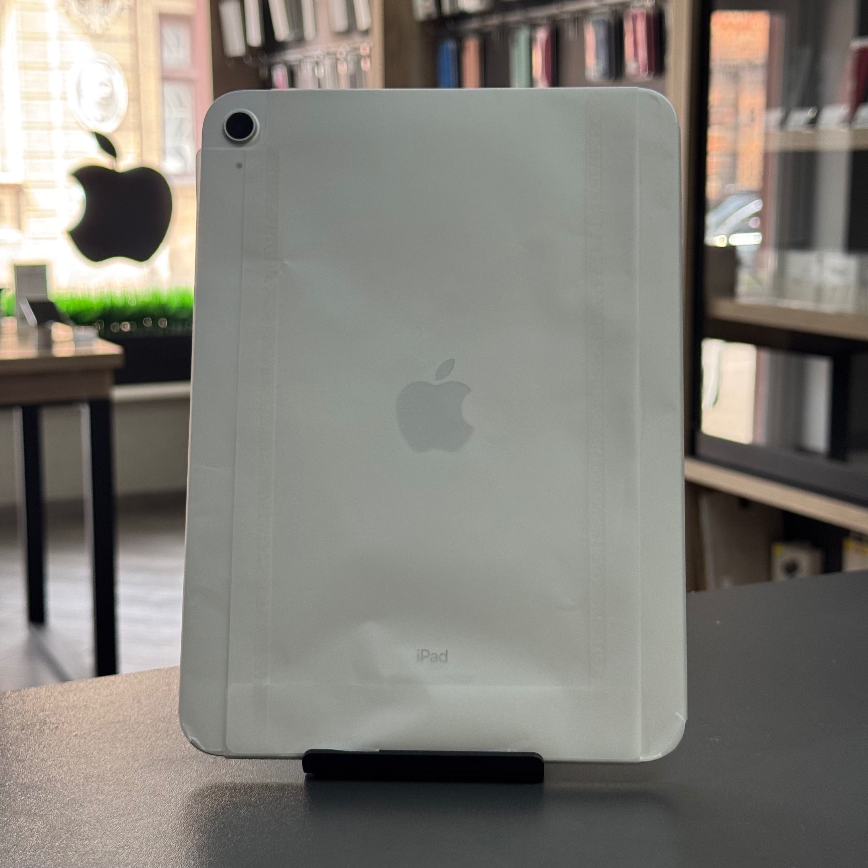 Як новий - iPad 10.9 10 gen 2022 silver 64GB Wi-Fi A2696 Магазин