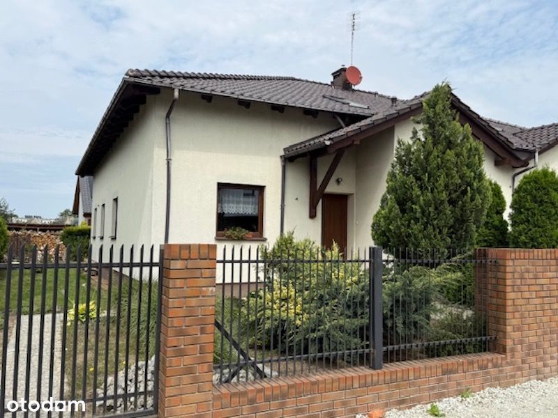 Dąbcze -pół bliżniaka blisko lasu