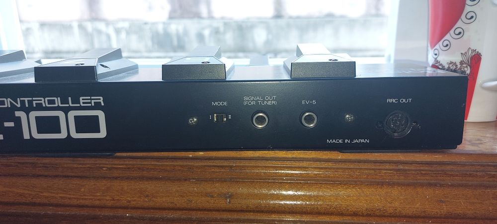 Roland FC 100 (pedaleira)