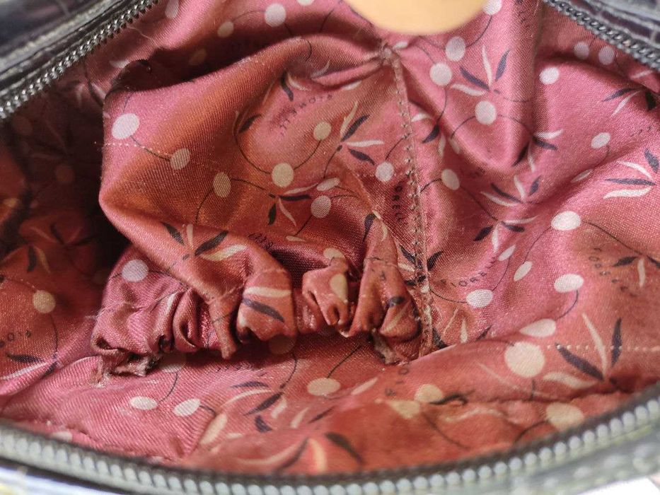 жіноча сумка fiorelli з iталii пiд крокодилову шкіру чорного кольору