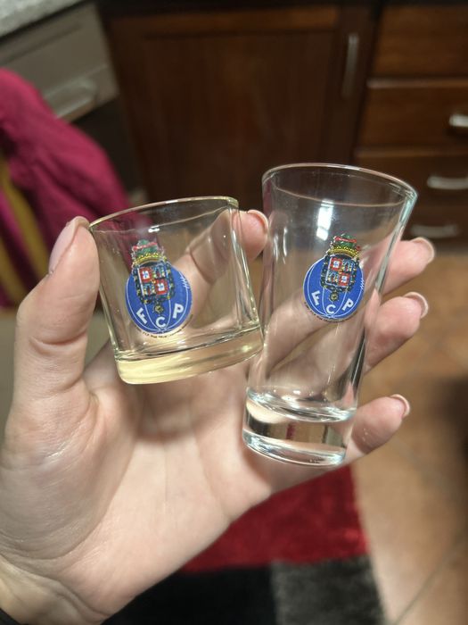 Copos e canecas de clubes
