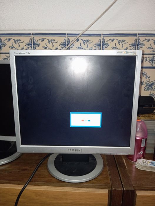 Monitor de computador Samsung de 19 polegadas