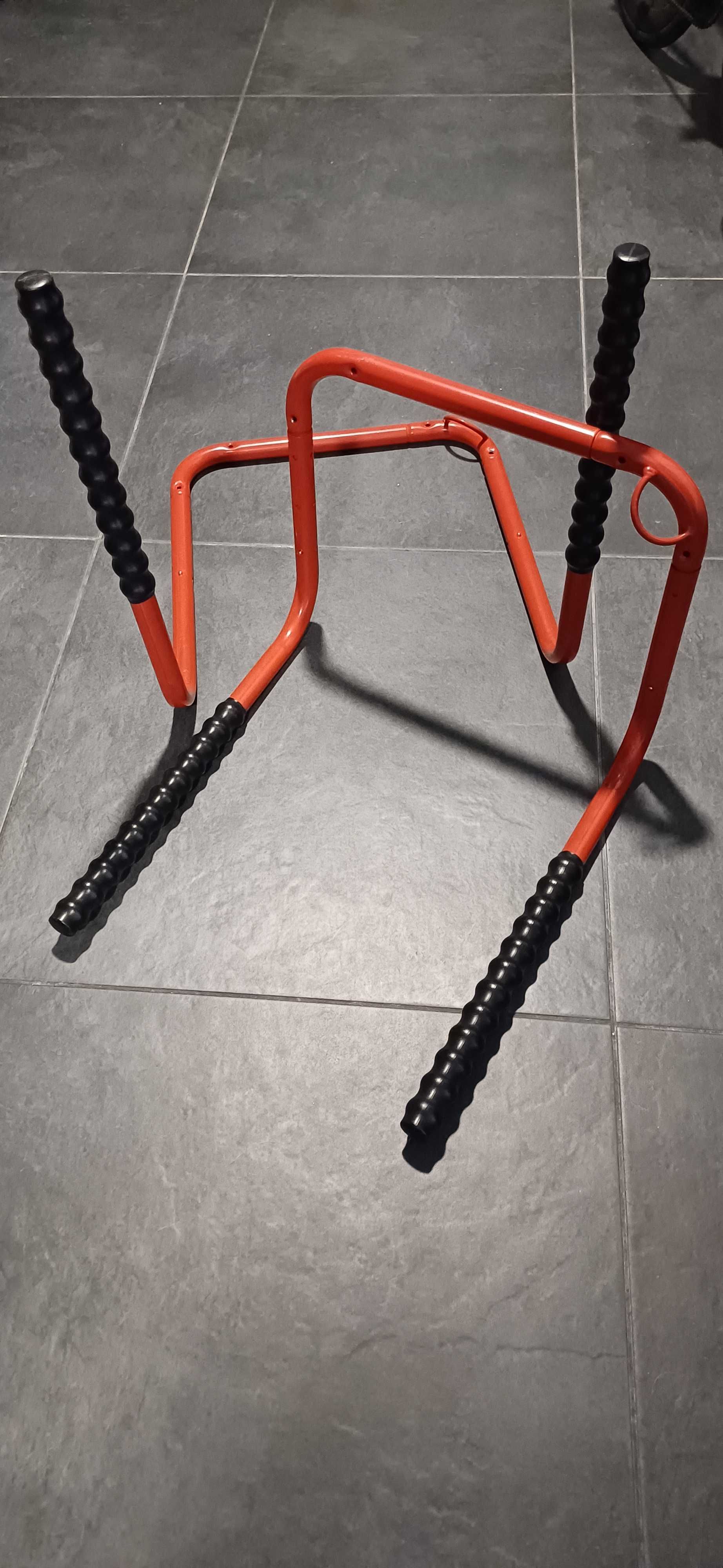 2 suportes bicicletas
