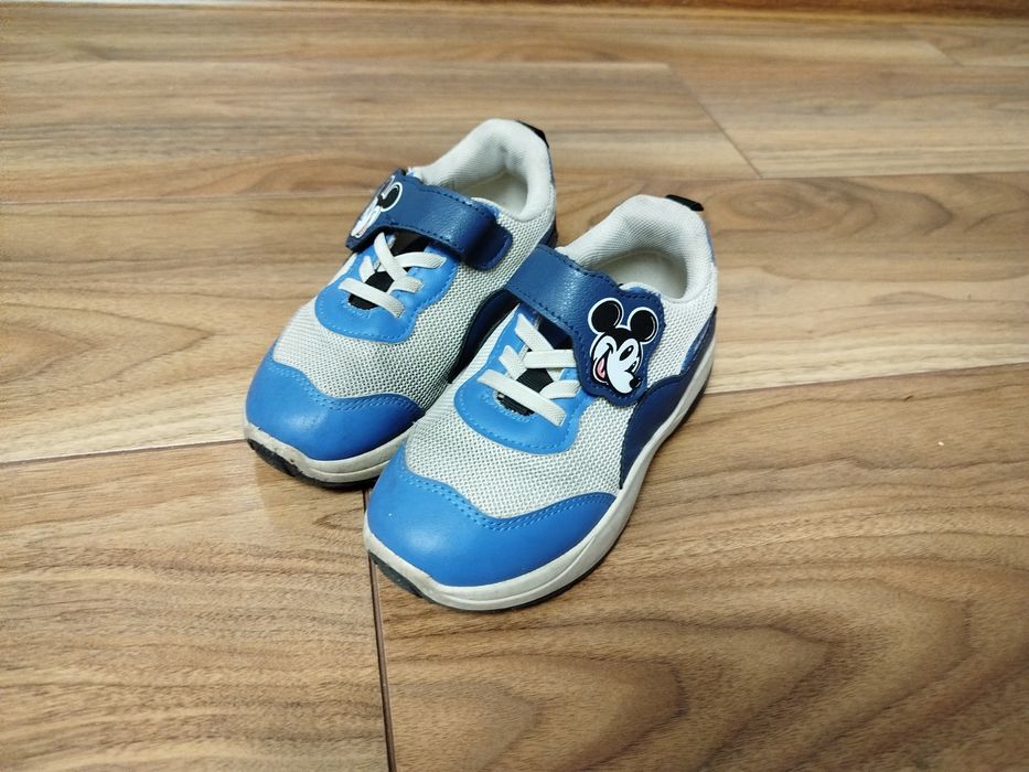 Buty sportowe dla chłopca