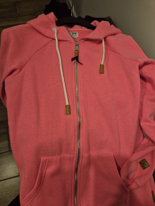 Neonowa różowa bluza z kapturem cropp rozmiar M