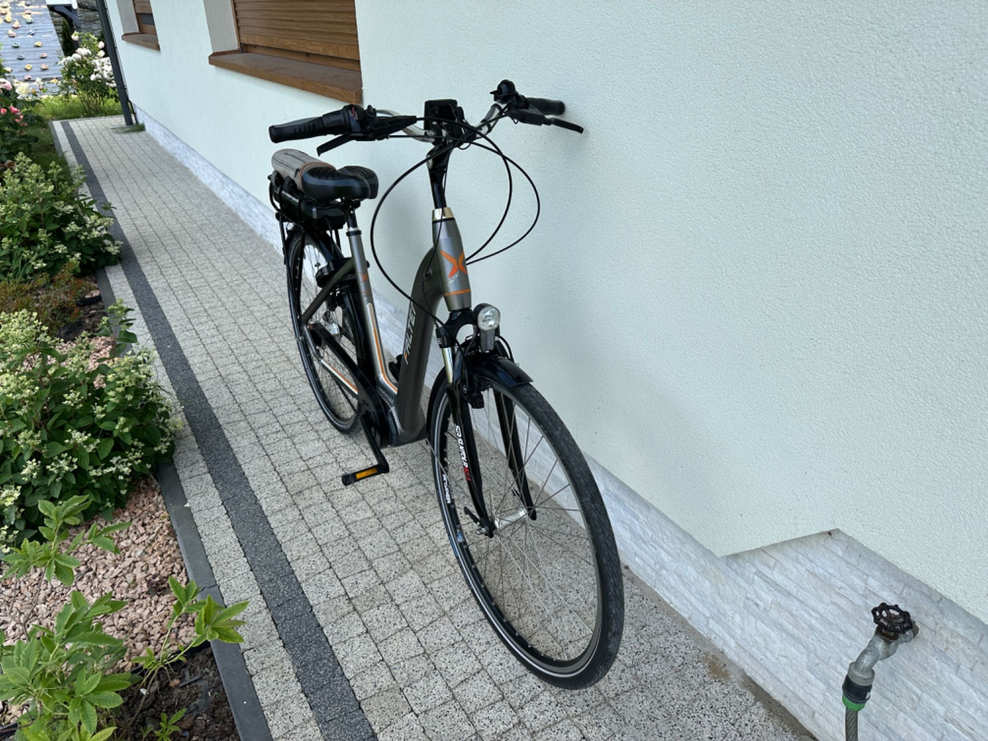 Rower FALTER - wsp elektryczne Shimano Steps, koła 28, Nexus 7b