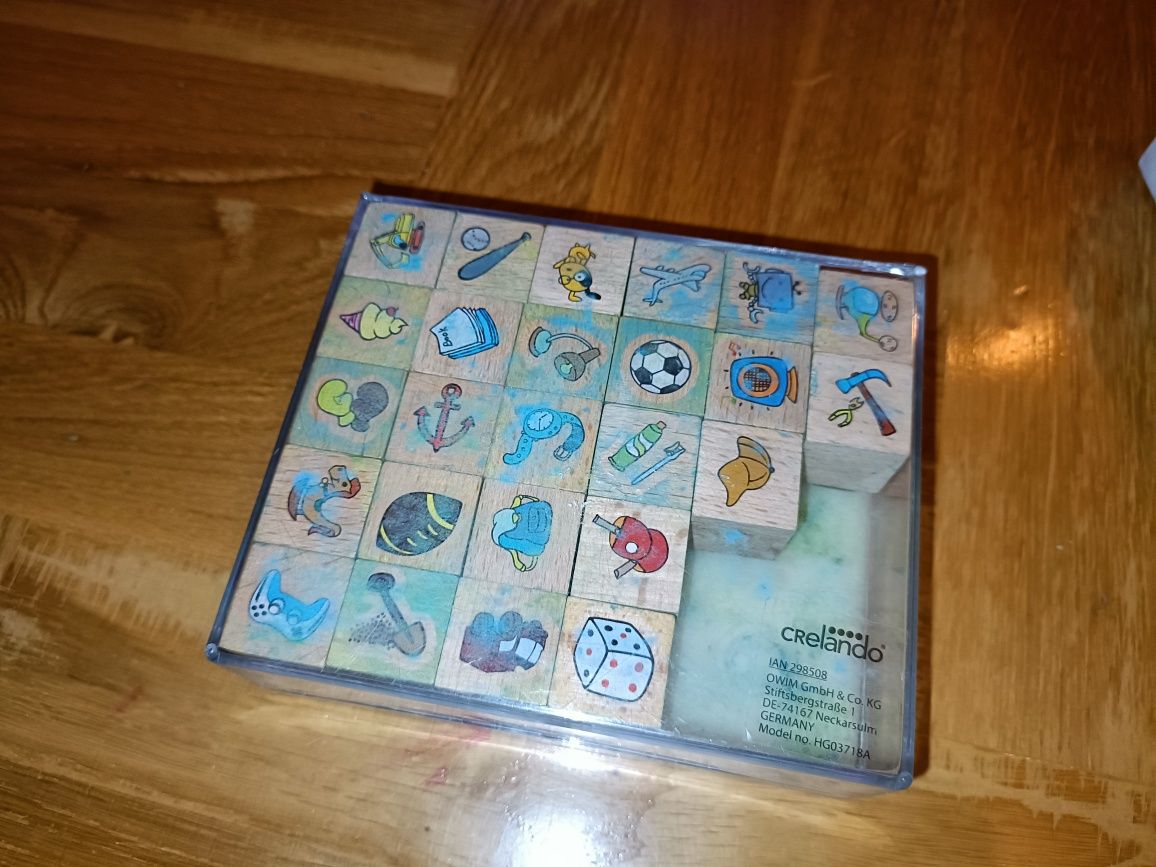 Zestaw układanek, puzzle, stemple, liczmany, zgadywanki