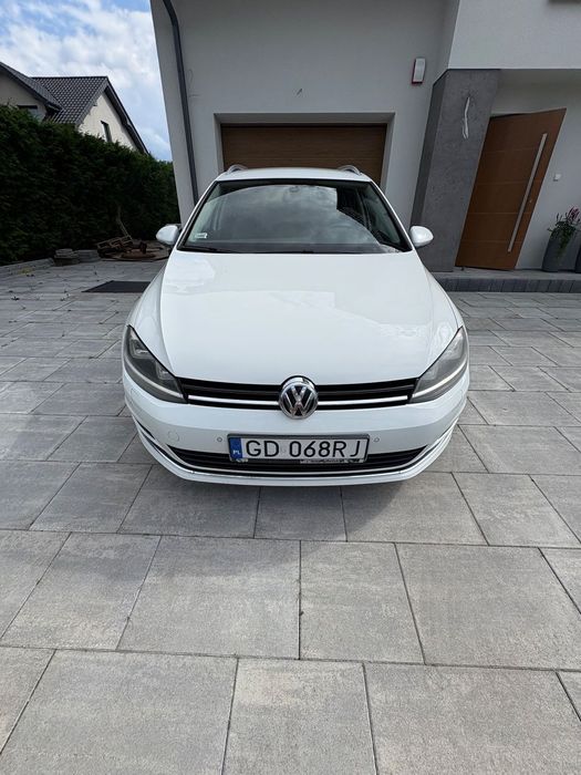 Volkswagen Golf Volkswagen Golf super wyposażenie Faktura VAT