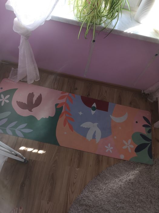 Mata do ćwiczeń Pastelowa różowa mata do jogi kolorowa