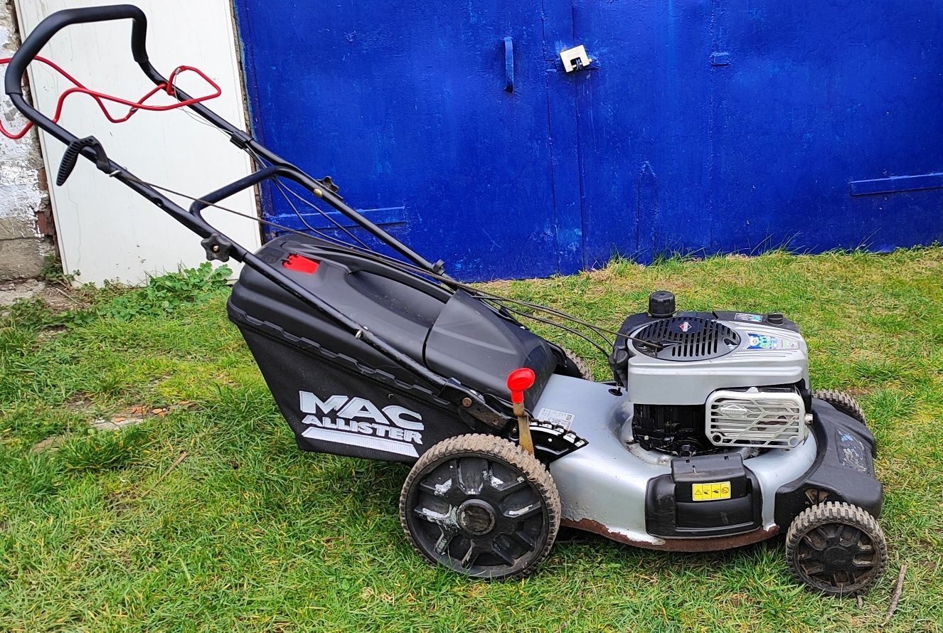 Газонокосарка 3kWt MTD MacAlister самохідна Briggs Stratton