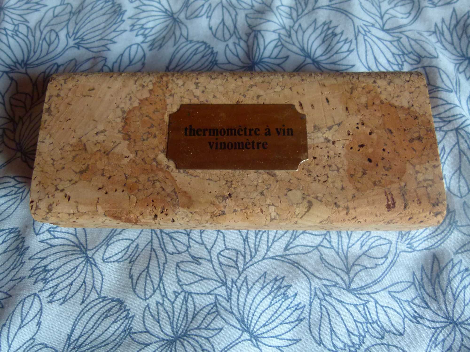 Termometro para vinho em estojo de cortiça
