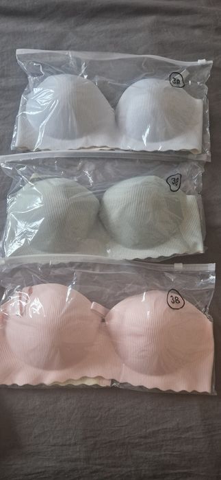 Sutiãs novos  tamanho 38