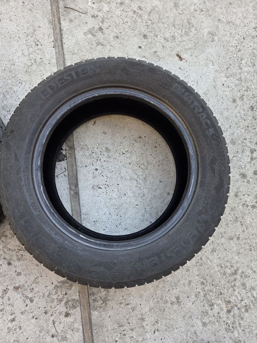 Шини 185/60/15 хороший стан 18 рік