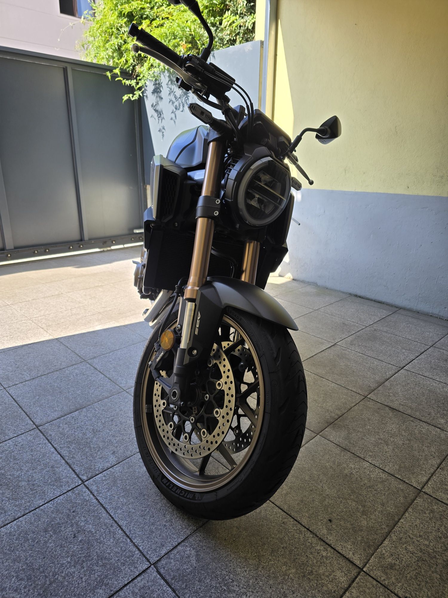 Honda CB650R 2021