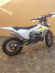 Husqvarna 300 ano 2018