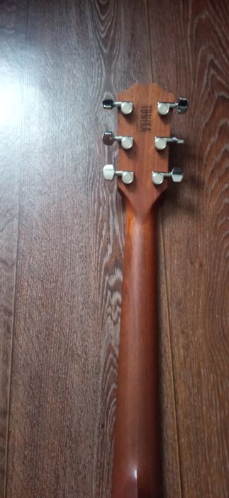 Gitara elektroakustyczna Taylor 210 CE leworęczna