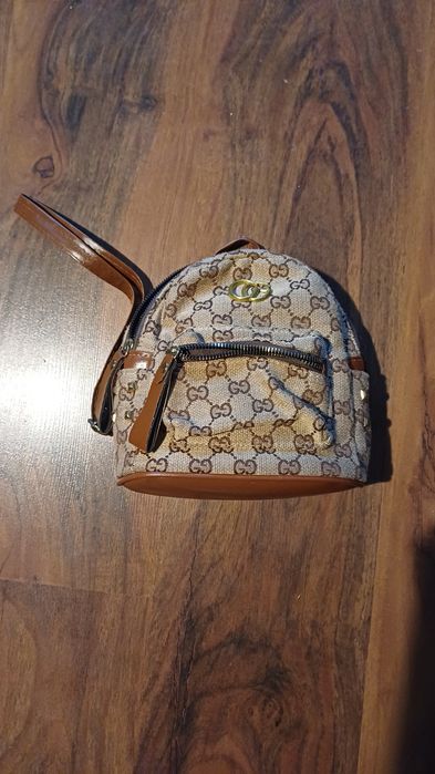 Plecaczek gucci mały