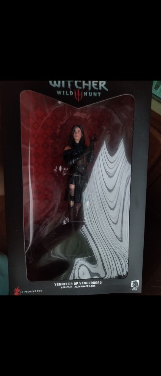 Statuetka Yennefer Dark Horse Seria 2