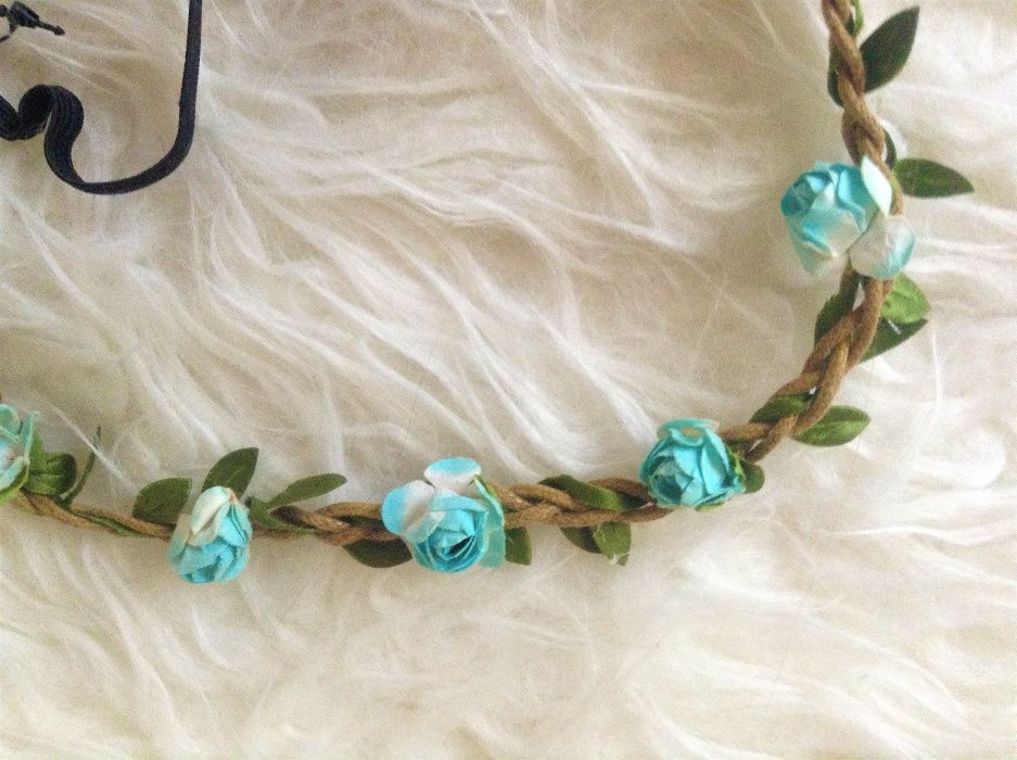 Coroa flores azul H&M