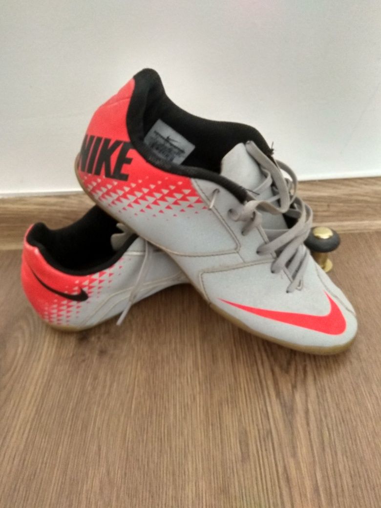 Buty sportowe Nike 40